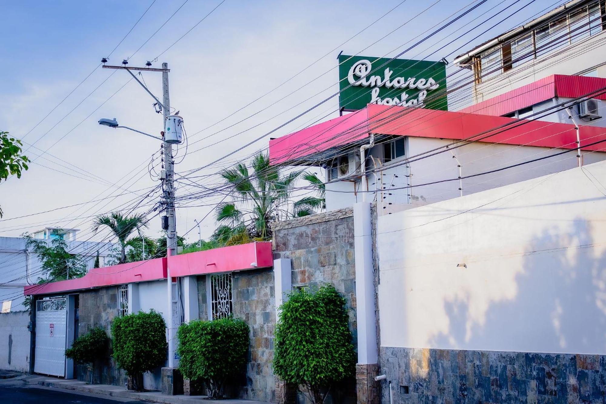 מנטה Hostal Antares מראה חיצוני תמונה