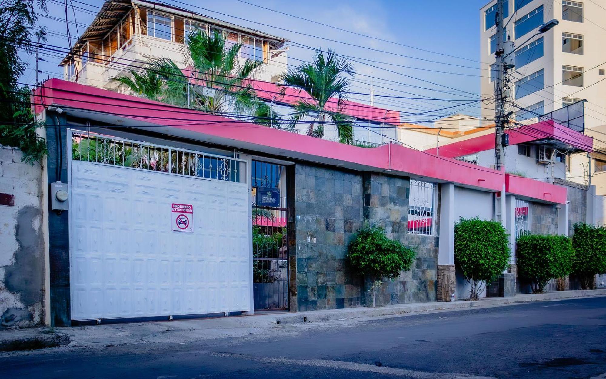 מנטה Hostal Antares מראה חיצוני תמונה
