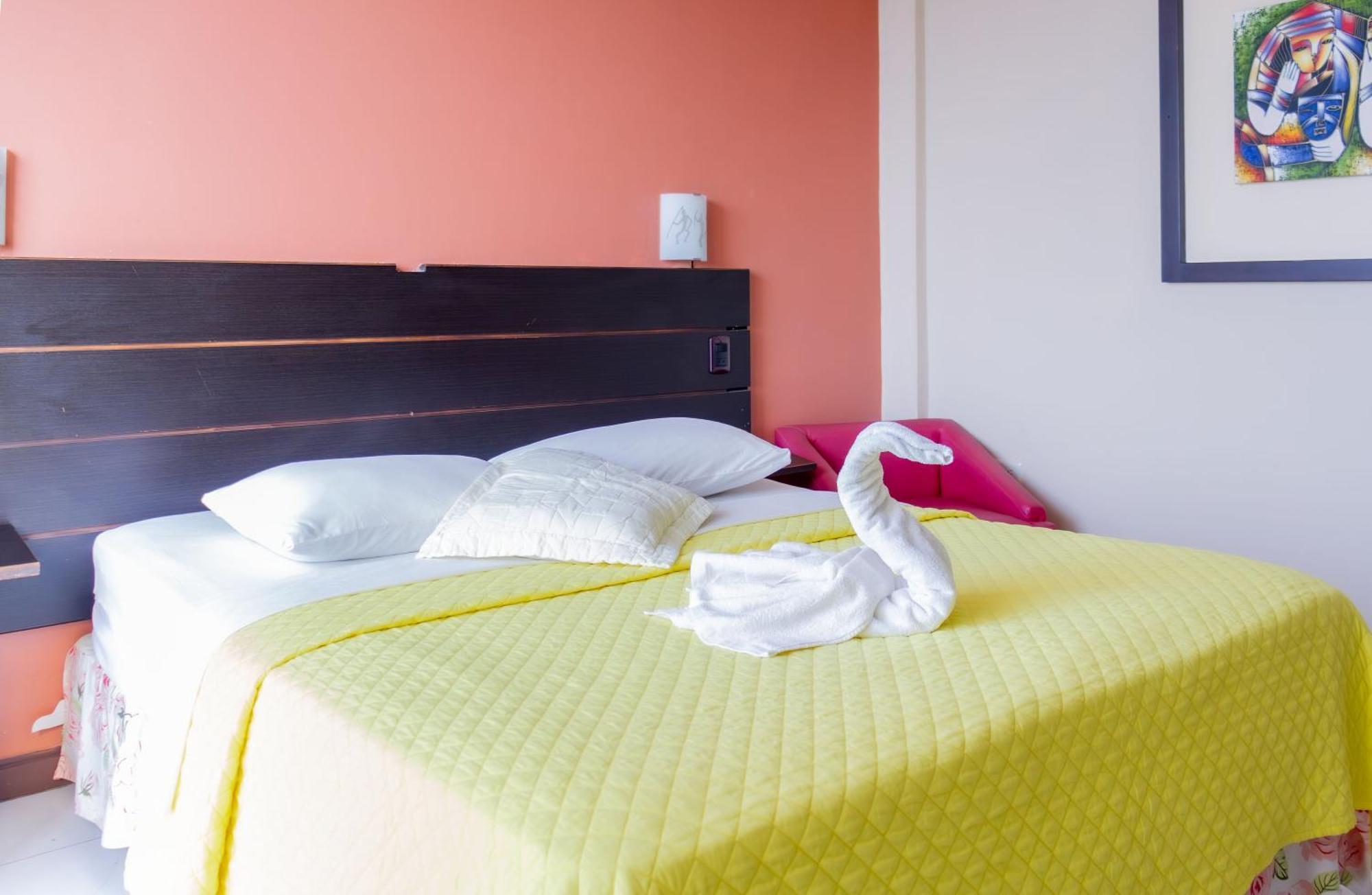 מנטה Hostal Antares מראה חיצוני תמונה